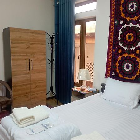בוקורו Art Suzani National House Hotel מראה חיצוני תמונה