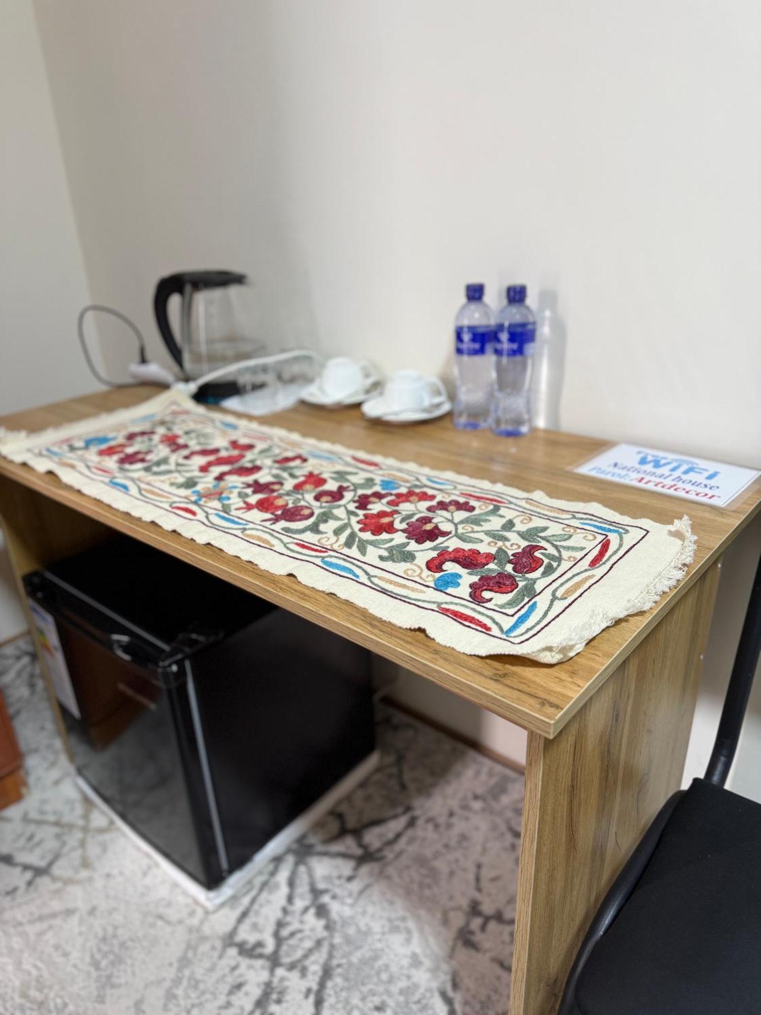 בוקורו Art Suzani National House Hotel מראה חיצוני תמונה