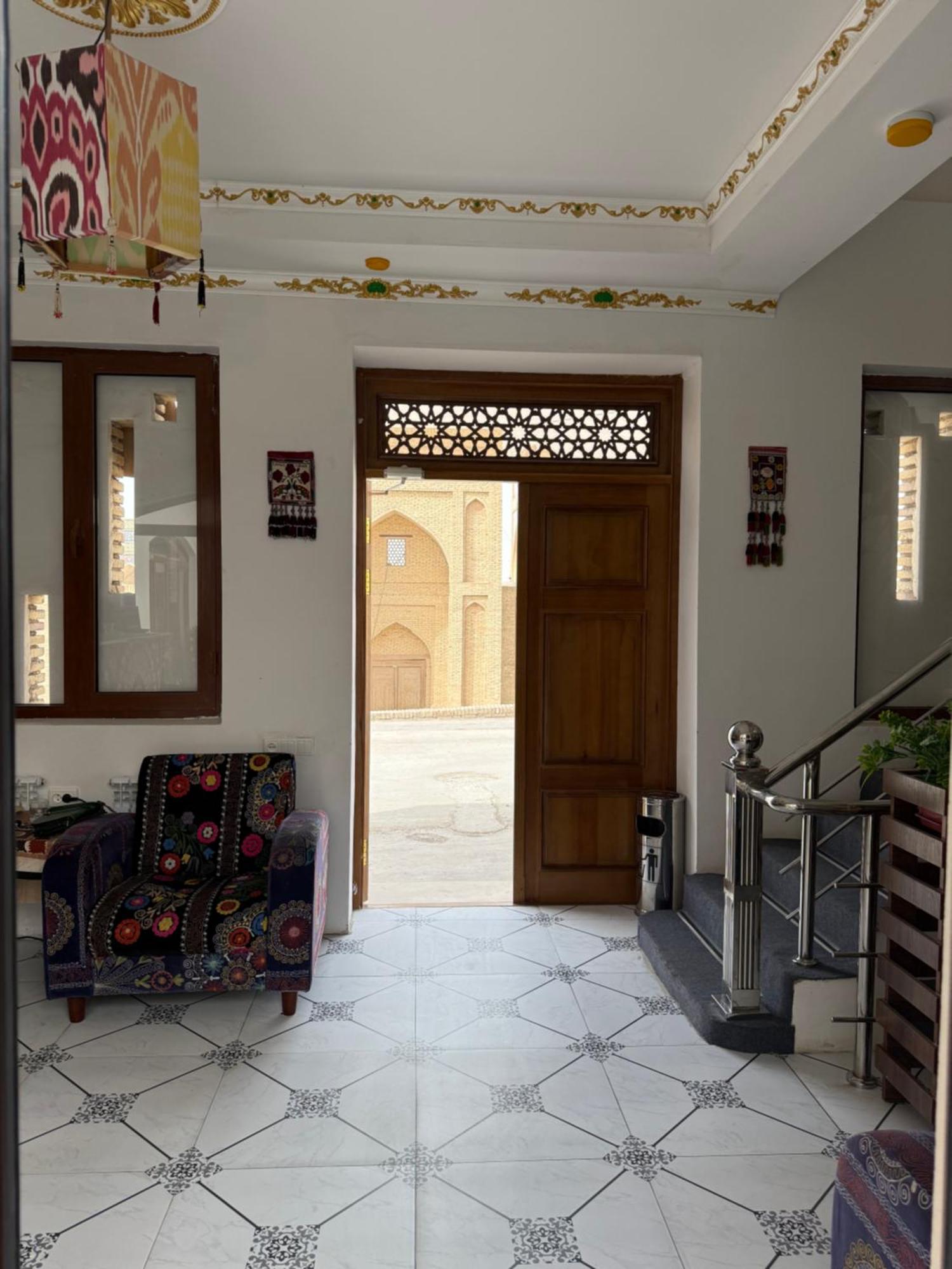 בוקורו Art Suzani National House Hotel מראה חיצוני תמונה
